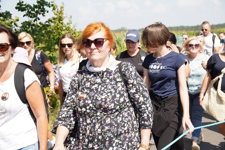 Uroczystość Wniebowzięcia NMP w Ligocie Książęcej z pielgrzymami z Namysłowa