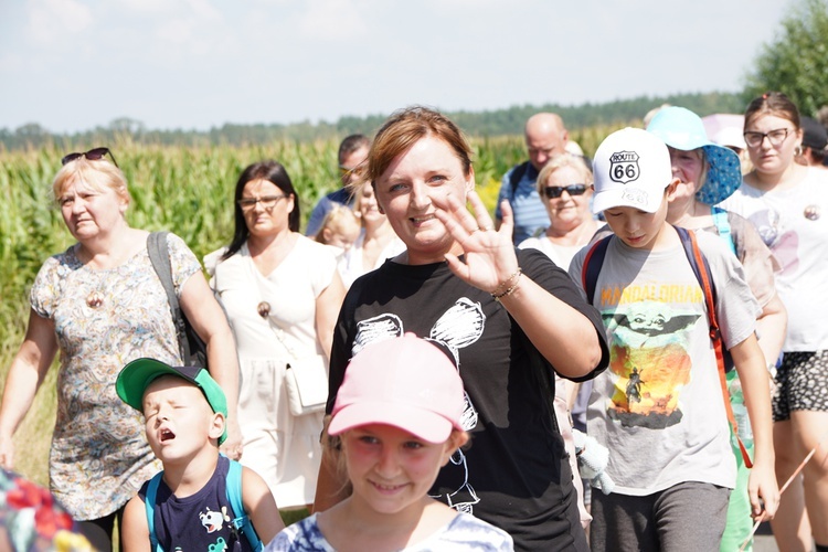 Uroczystość Wniebowzięcia NMP w Ligocie Książęcej z pielgrzymami z Namysłowa