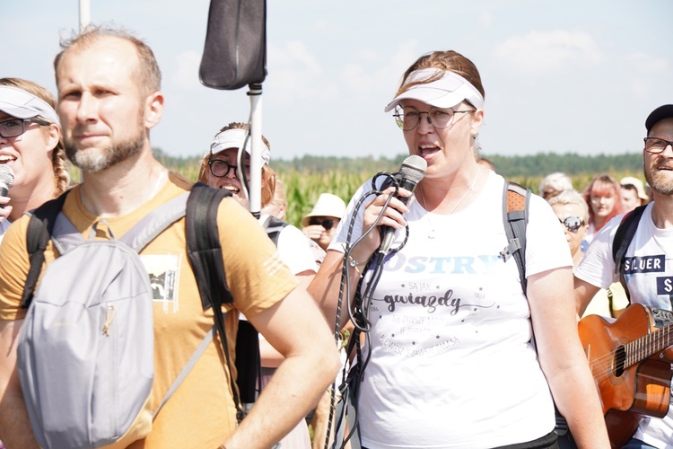 Uroczystość Wniebowzięcia NMP w Ligocie Książęcej z pielgrzymami z Namysłowa