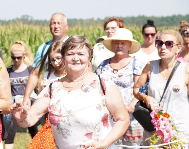 Uroczystość Wniebowzięcia NMP w Ligocie Książęcej z pielgrzymami z Namysłowa