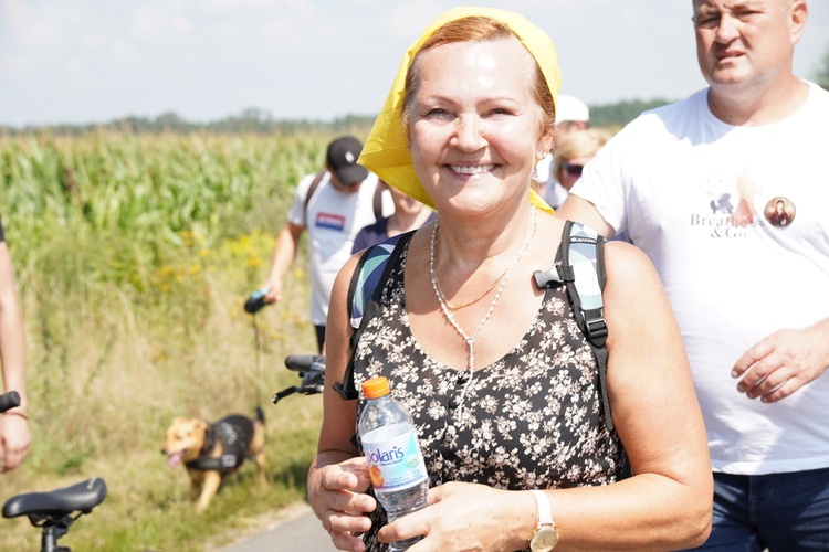 Uroczystość Wniebowzięcia NMP w Ligocie Książęcej z pielgrzymami z Namysłowa