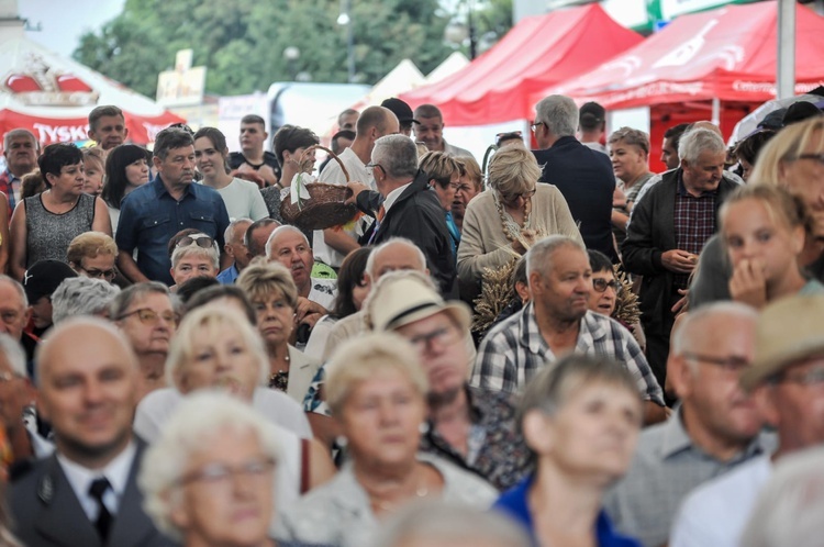 Rolnicy ze Strzegomia podziękowali za plony