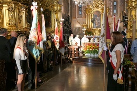 Liturgii przewodniczył bp E. Frankowski.