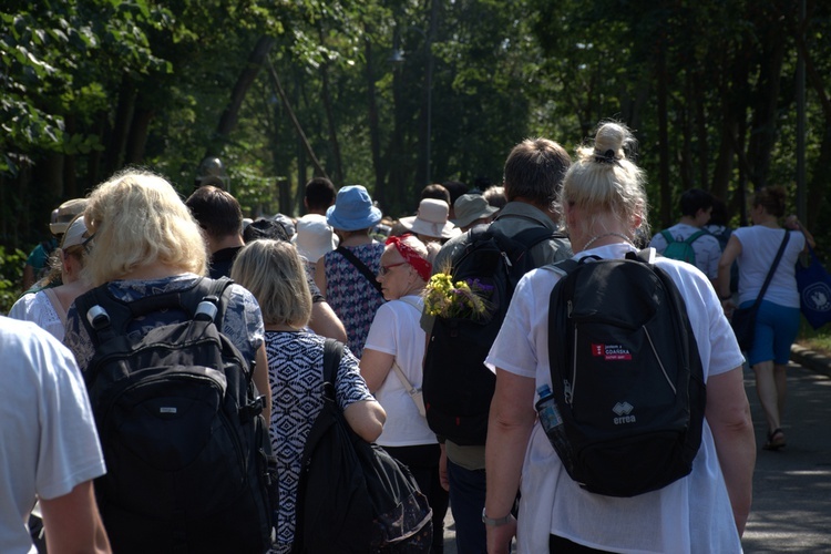 Pielgrzymka trzeźwości do sanktuarium Matki Bożej Brzemiennej