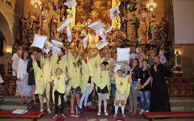 Nutki Kalasancjusza śpiewają przy parafii  pw. św. Jana Chrzciciela od 2015 r.