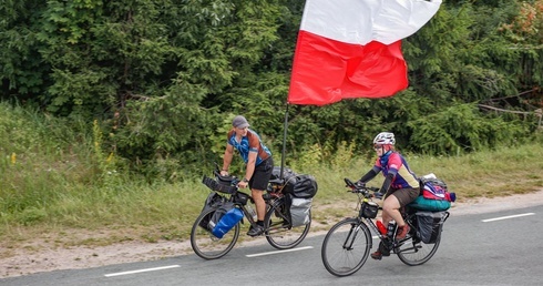 NINIWA Team w krainie reniferów i św. Mikołaja. Rowerzyści już za półmetkiem wyprawy na Nordkapp