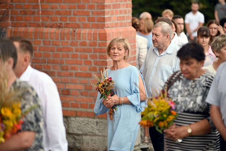 Wprowadzenie relikwii św. Floriana do kościoła w Osieku