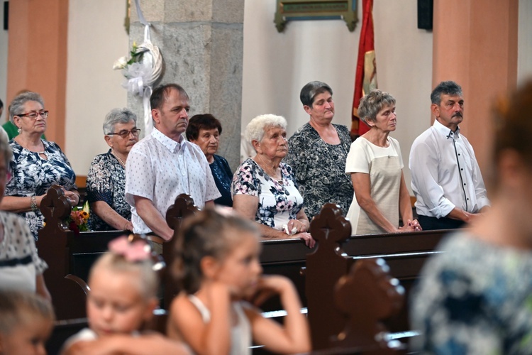 Wprowadzenie relikwii św. Floriana do kościoła w Osieku