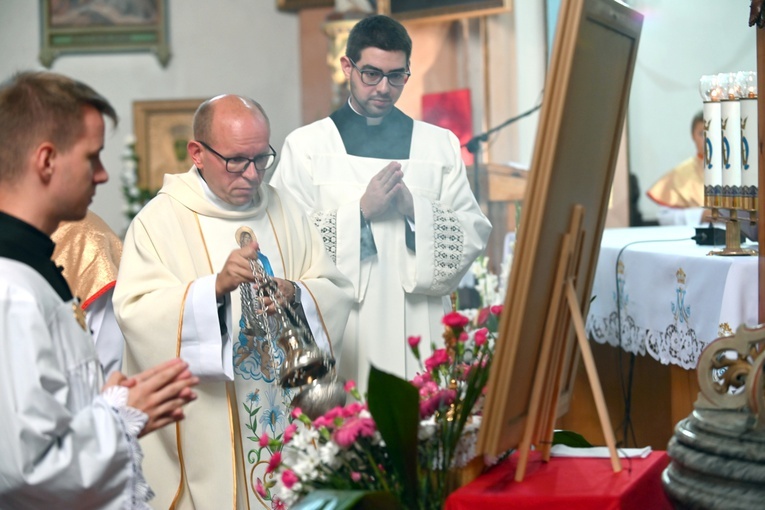Wprowadzenie relikwii św. Floriana do kościoła w Osieku