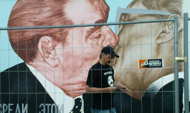 Zmarł twórca słynnego muralu "Pocałunek" w Berlinie