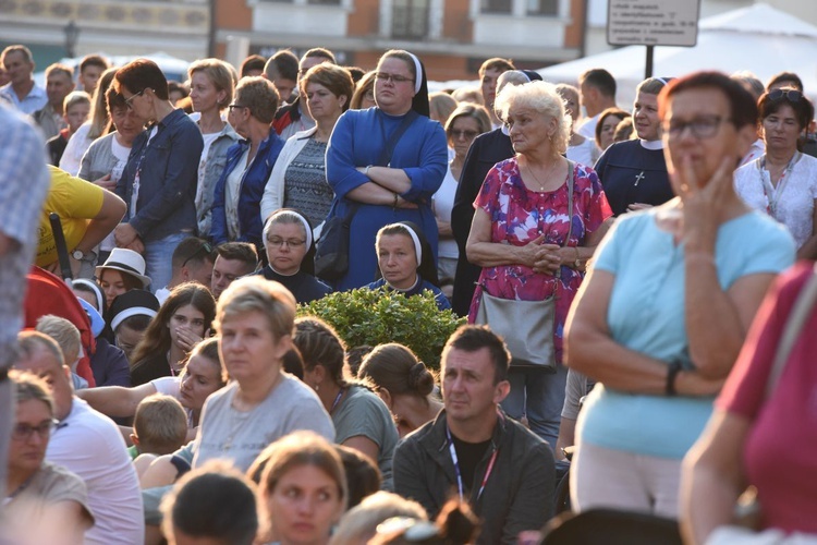 40 PPT. Msza św. na rozpoczęcie pielgrzymki