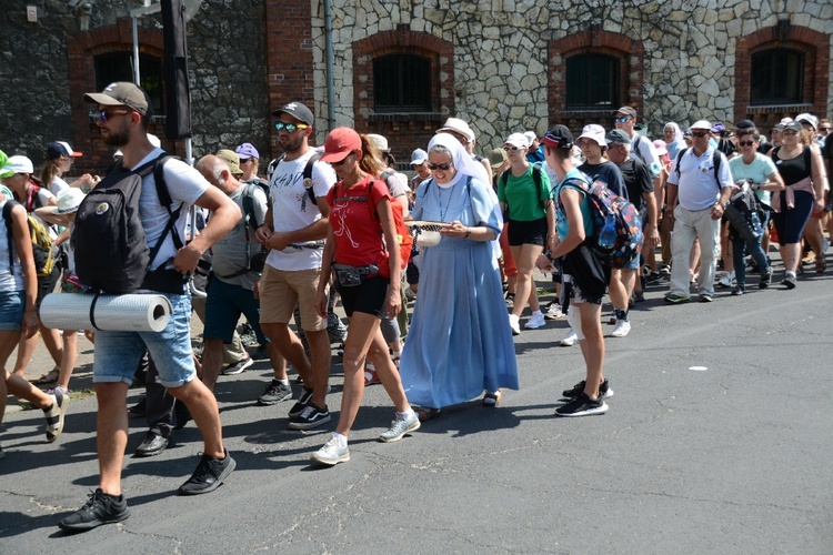 Wyjście ze Strzelec Opolskich