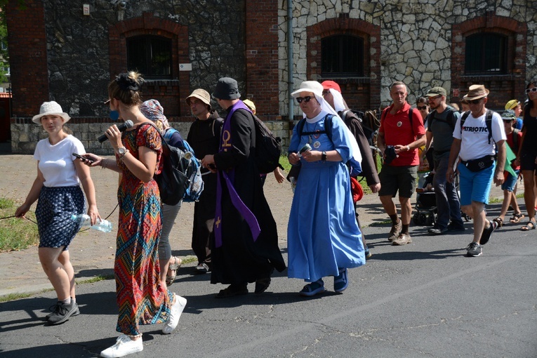 Wyjście ze Strzelec Opolskich