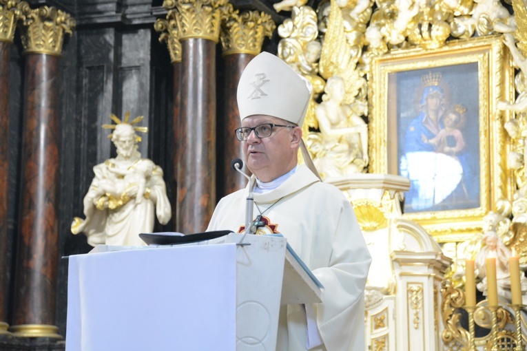 Pielgrzymkowa Eucharystia w Strzelcach Opolskich