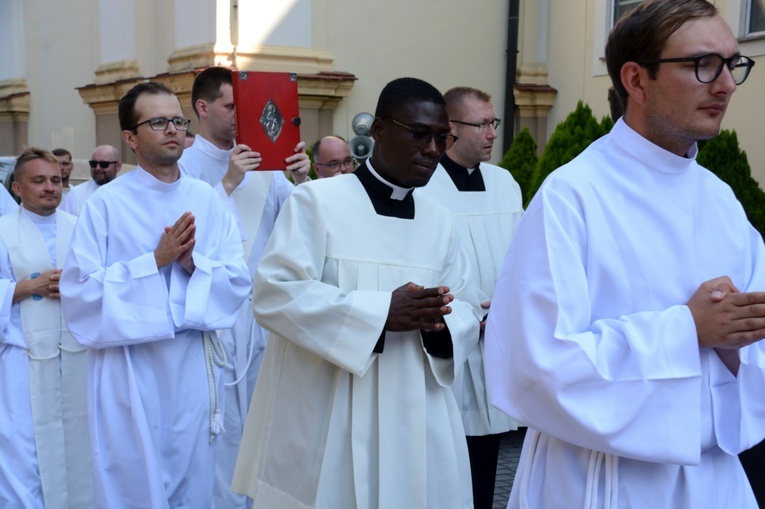 Pielgrzymkowa Eucharystia w Strzelcach Opolskich