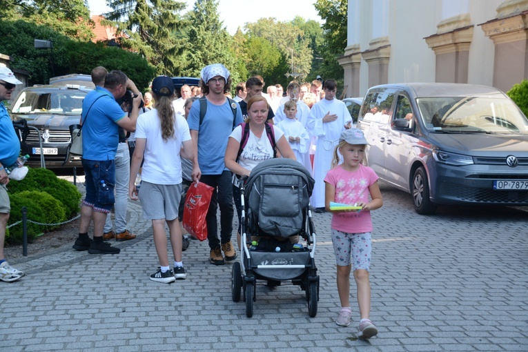 Pielgrzymkowa Eucharystia w Strzelcach Opolskich