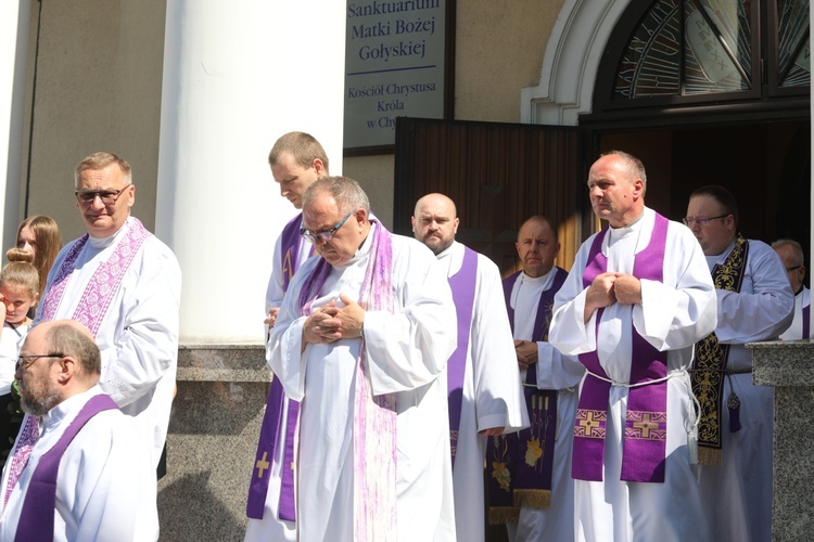 Ostatnie pożegnanie śp. ks. Witolda Włocha w Chybiu