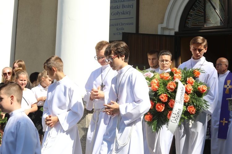 Ostatnie pożegnanie śp. ks. Witolda Włocha w Chybiu