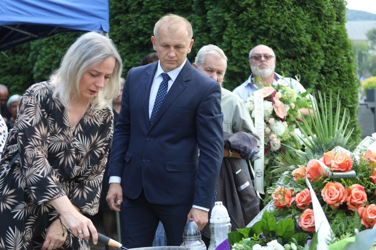 Pogrzeb śp. ks. Witolda Włocha w rodzinnej Rajczy