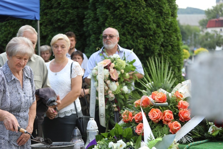 Pogrzeb śp. ks. Witolda Włocha w rodzinnej Rajczy