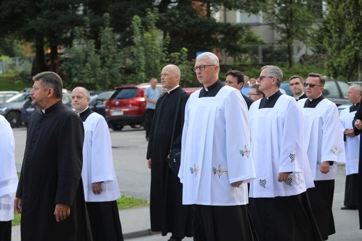 Pogrzeb śp. ks. Witolda Włocha w rodzinnej Rajczy