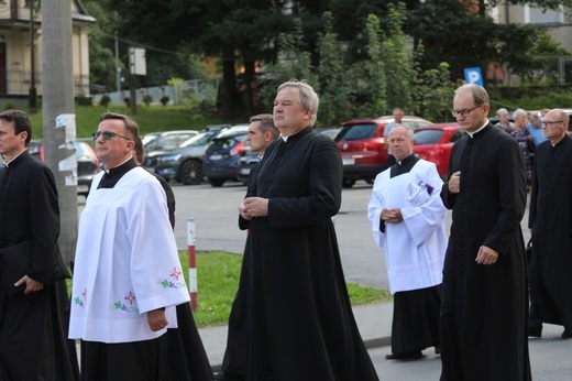 Pogrzeb śp. ks. Witolda Włocha w rodzinnej Rajczy