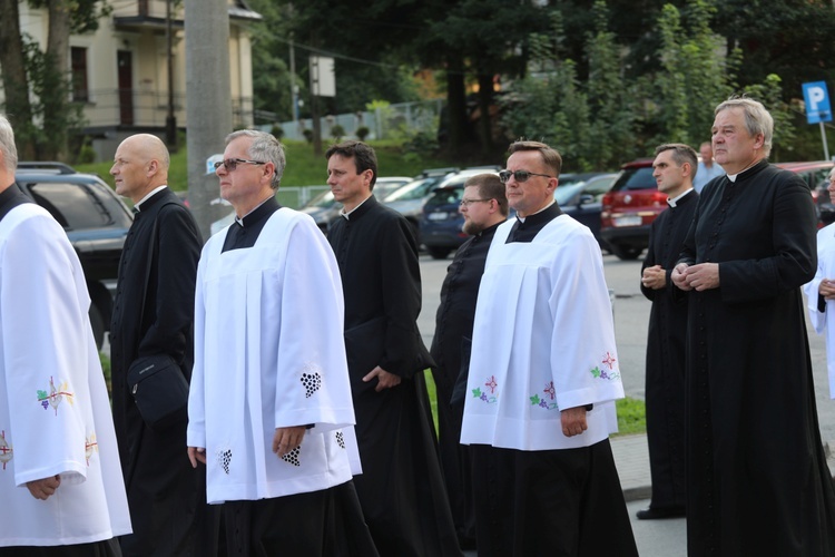 Pogrzeb śp. ks. Witolda Włocha w rodzinnej Rajczy