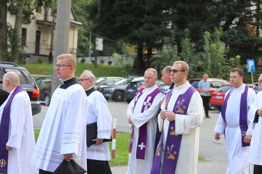 Pogrzeb śp. ks. Witolda Włocha w rodzinnej Rajczy