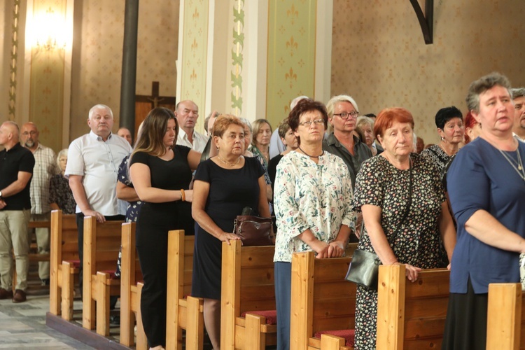 Pogrzeb śp. ks. Witolda Włocha w rodzinnej Rajczy