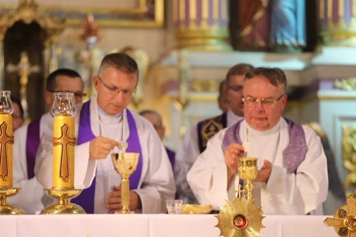 Pogrzeb śp. ks. Witolda Włocha w rodzinnej Rajczy