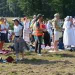 Pielgrzymkowa Msza św. na leśnej polanie