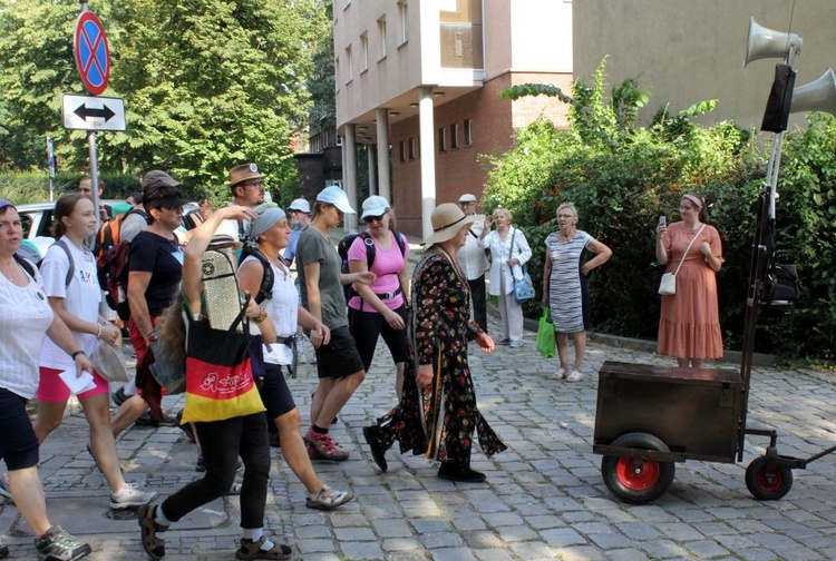 Pielgrzymka na Jasną Górę cz. 1   