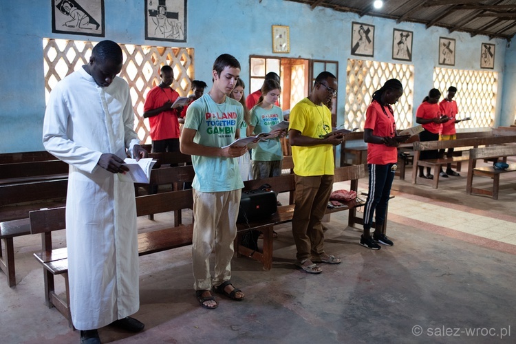 Salezjańscy wolontariusze na misjach. Gambia 2022