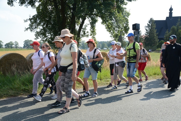 Piesza pielgrzymka w Gwoździanach