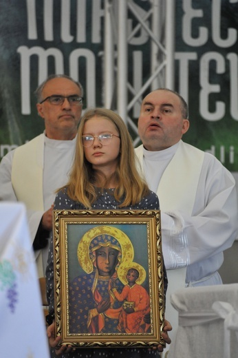 Zabawa. Msza św. (B)