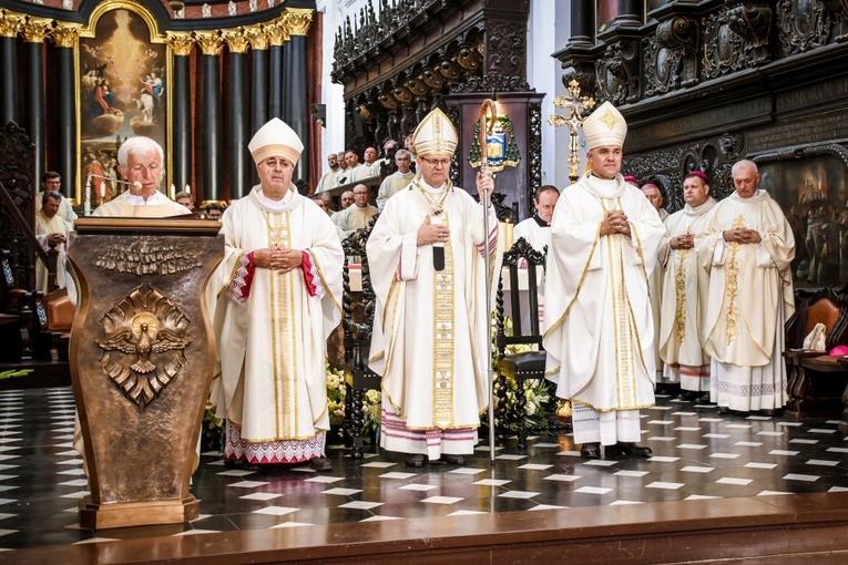 Święcenia biskupie ks. Piotra Przyborka