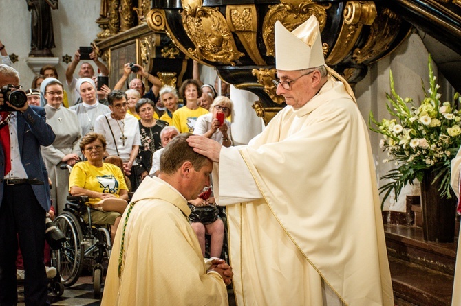 Święcenia biskupie ks. Piotra Przyborka