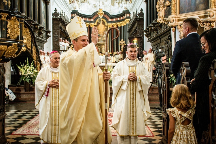 Święcenia biskupie ks. Piotra Przyborka