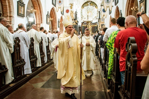 Święcenia biskupie ks. Piotra Przyborka