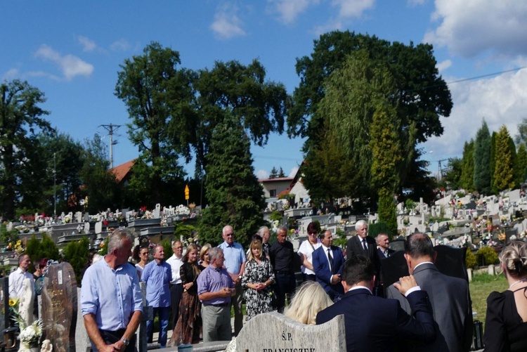 Pogrzeb śp. Janiny Mizi - mamy ks. Zygmunta Mizi, proboszcza w Miliardowicach