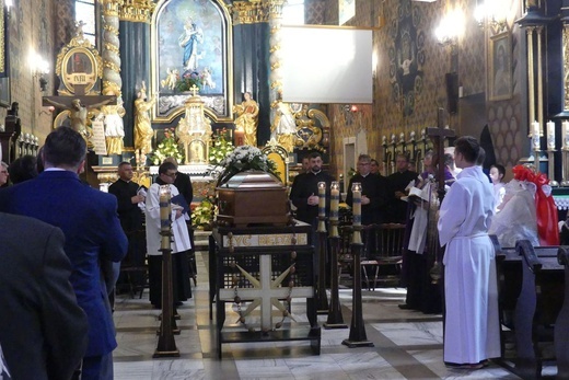 Pogrzeb śp. Janiny Mizi - mamy ks. Zygmunta Mizi, proboszcza w Miliardowicach
