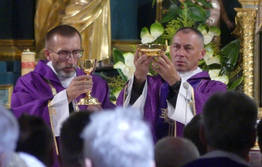 Pogrzeb śp. Janiny Mizi - mamy ks. Zygmunta Mizi, proboszcza w Miliardowicach