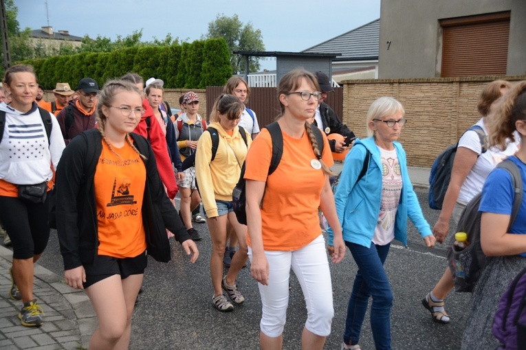 16 km przed Jasną Górą