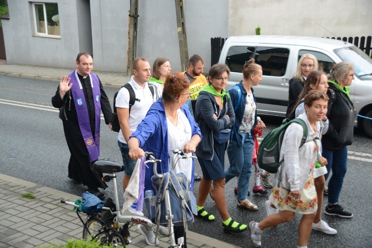 16 km przed Jasną Górą