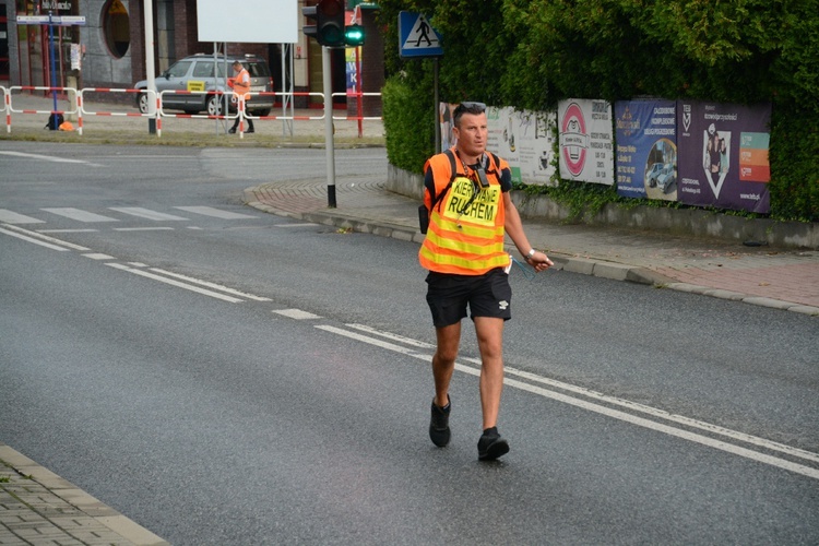 16 km przed Jasną Górą