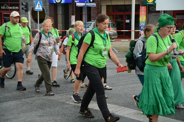 16 km przed Jasną Górą