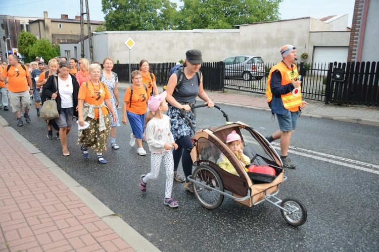 16 km przed Jasną Górą