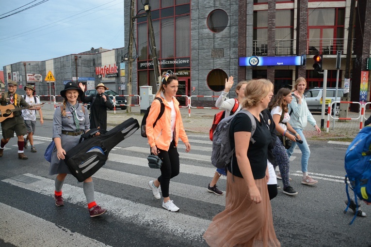 16 km przed Jasną Górą