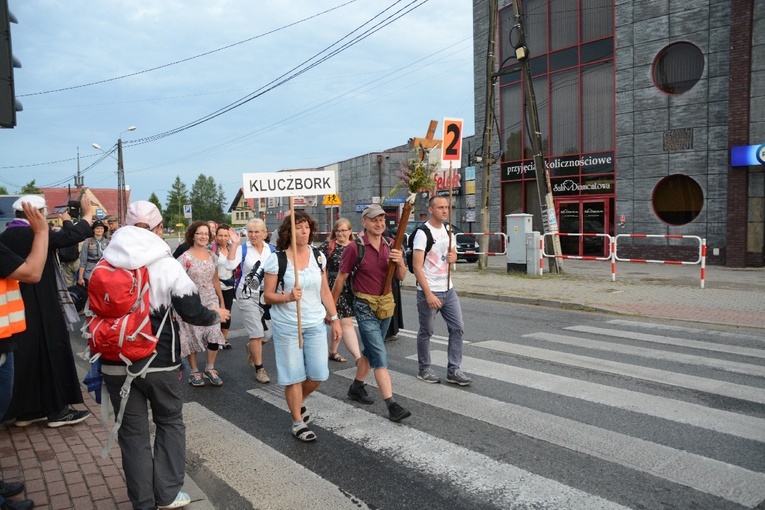 16 km przed Jasną Górą