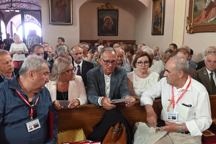 Pielgrzymka "Solidarności" na Górę Igliczną